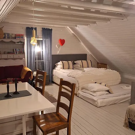 Farmloft With Aurora And Sauna Çiftlik konaklama Narvik