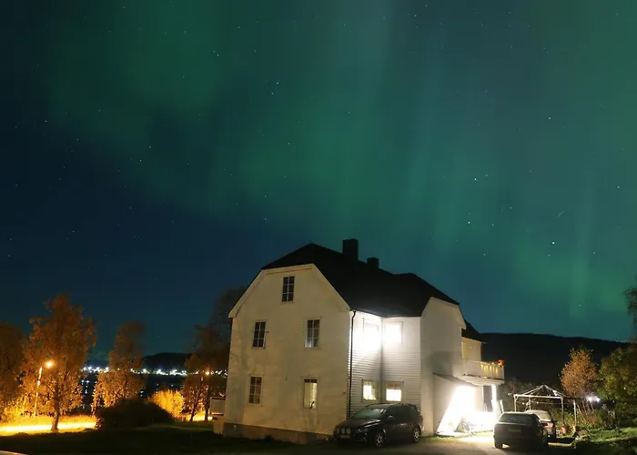 Farmloft With Aurora And Sauna Bauernhof Narvik