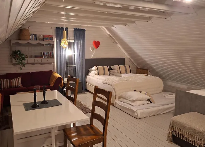 Farmloft With Aurora And Sauna Bauernhof Narvik